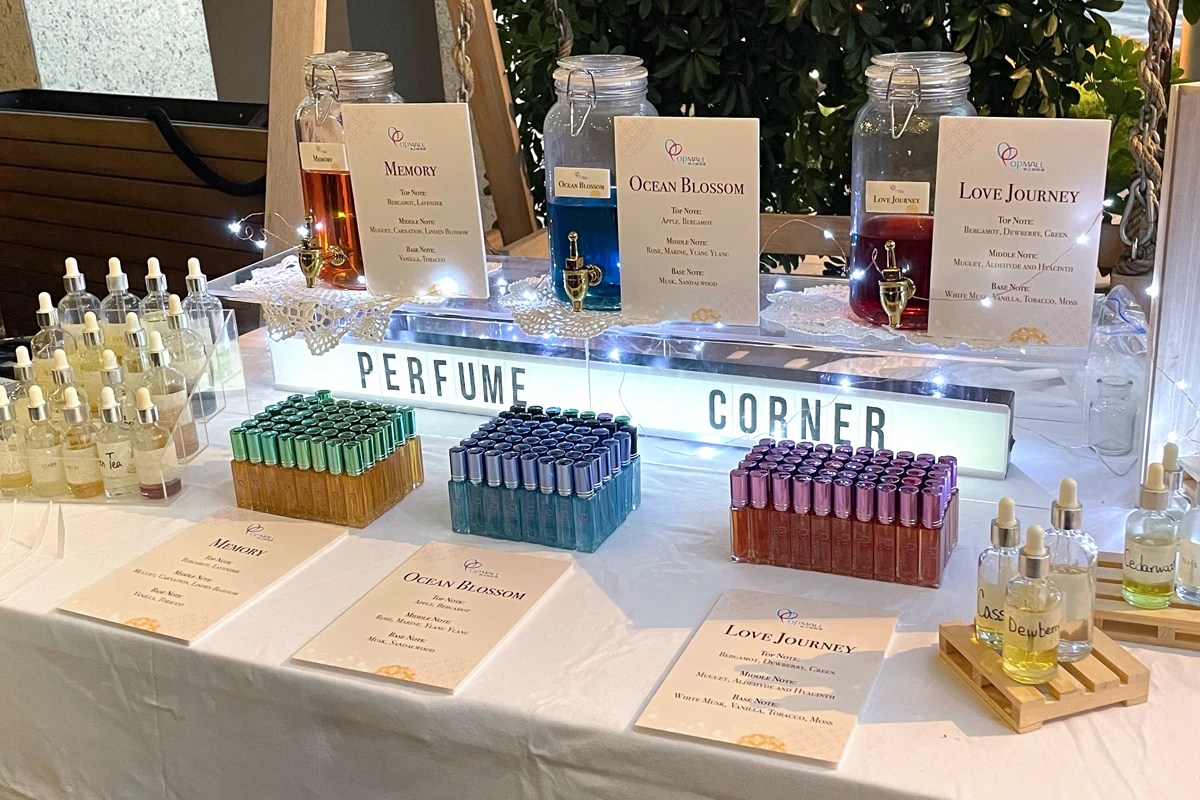 香港活動服務現場相片 shopping mall grand opening perfume workshop booth hong kong